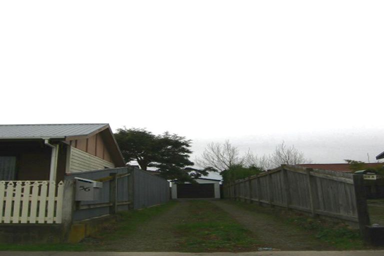 Photo of property in 56 Benmore Avenue, Cloverlea, Palmerston North, 4412