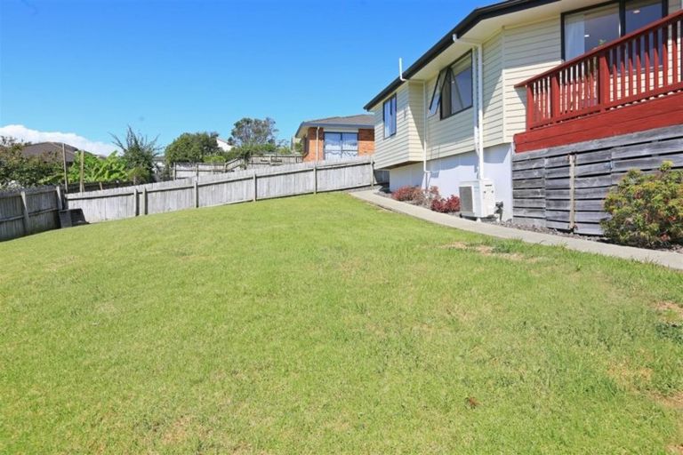 Photo of property in 23 Brittany Drive, Henderson, Auckland, 0612