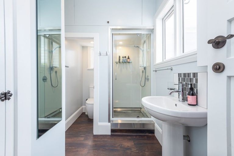 Photo of property in 47 Bryndwr Road, Fendalton, Christchurch, 8052