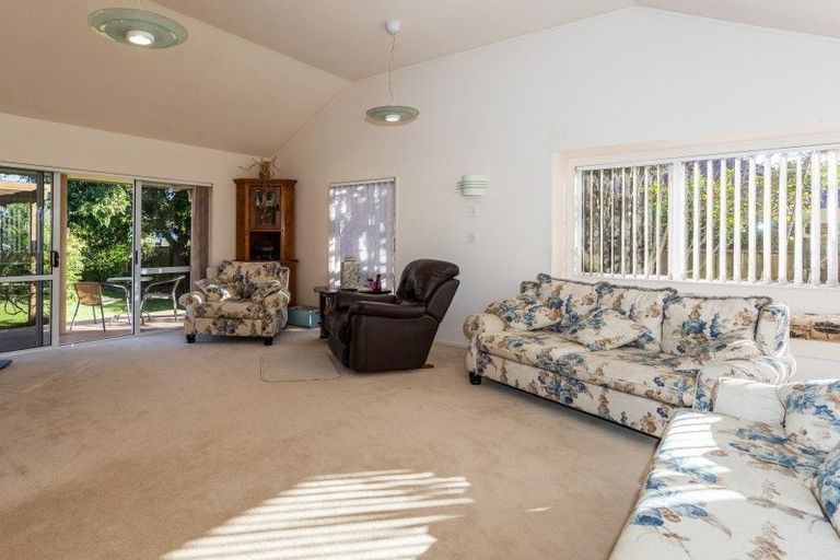 Photo of property in 5 Kingsgate Close, Havelock North, 4130