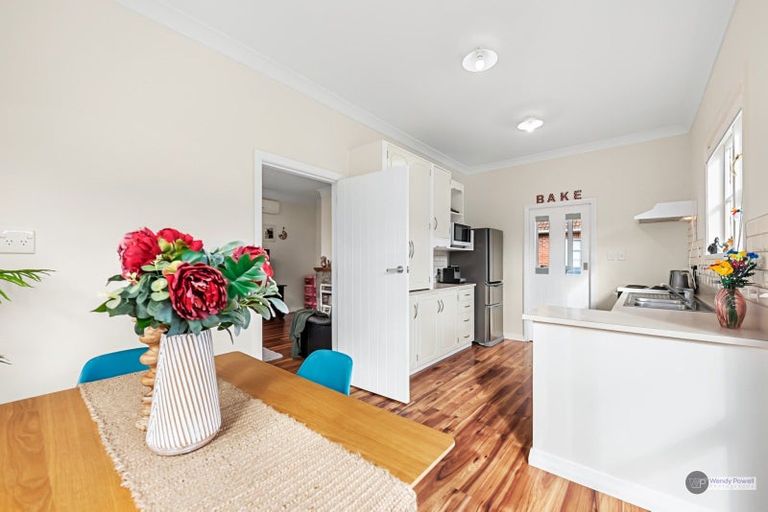 Photo of property in 15 Pearce Crescent, Taita, Lower Hutt, 5011