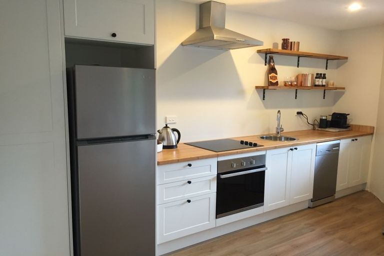 Photo of property in 19/3 The Avenue, Albany, Auckland, 0632