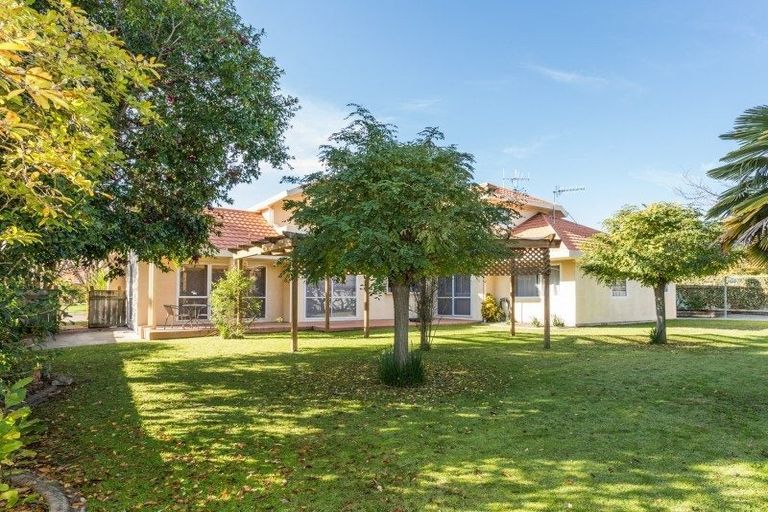 Photo of property in 5 Kingsgate Close, Havelock North, 4130