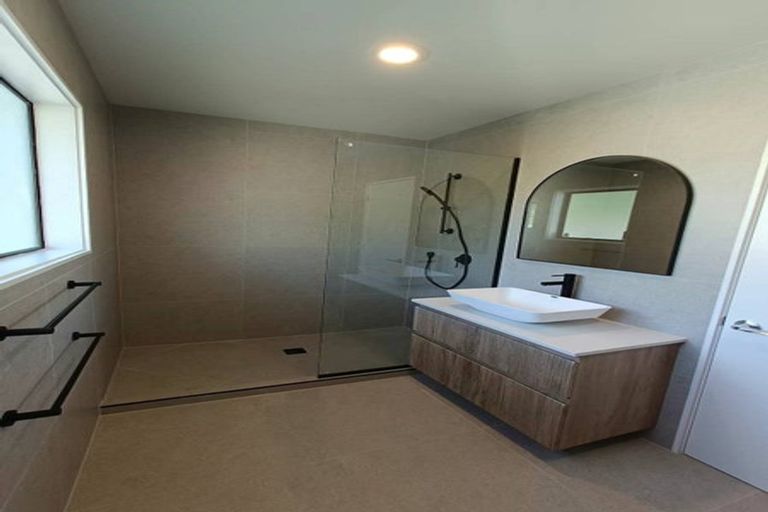 Photo of property in 35 Cherry Road, Bucklands Beach, Auckland, 2014