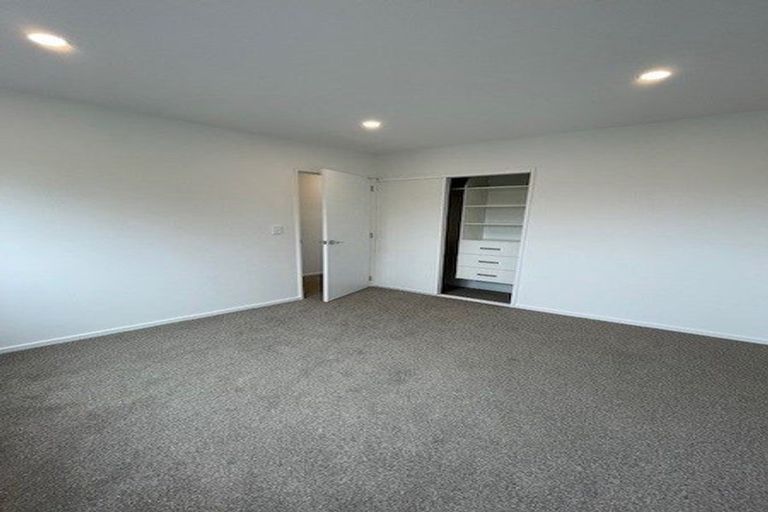 Photo of property in 2/15 Frederick Street, Waltham, Christchurch, 8011