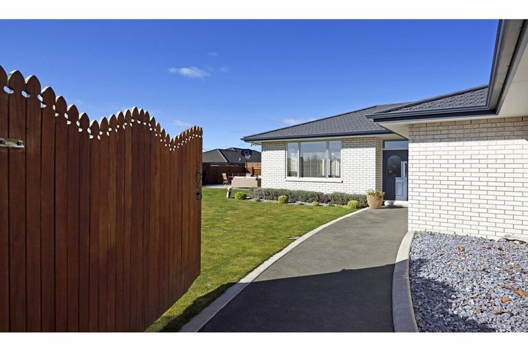 Photo of property in 8 Reserve Lane, Brightwater, 7022