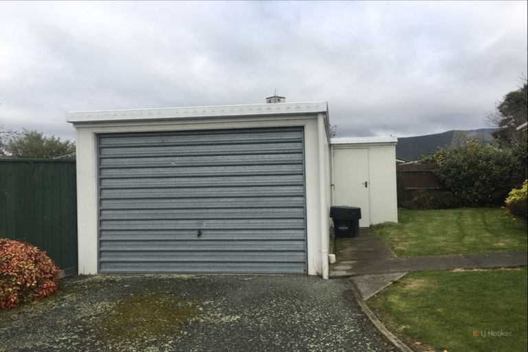 Photo of property in 154 Queen Street, Waimate, 7924