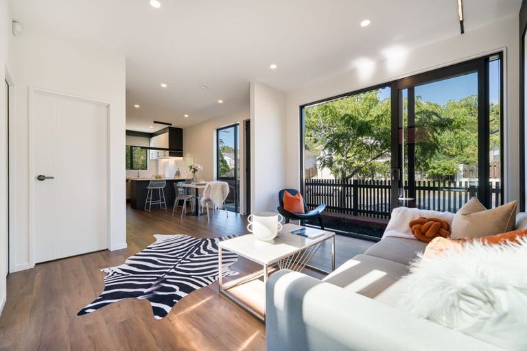 Photo of property in 73d Salamanca Road, Sunnynook, Auckland, 0620