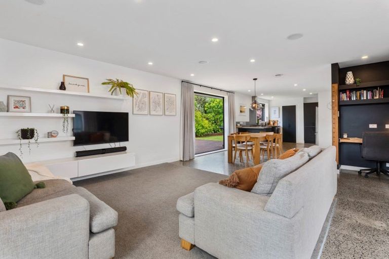 Photo of property in 18 Shelley Street, Otumoetai, Tauranga, 3110