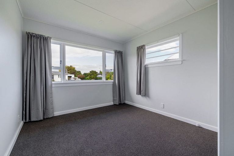 Photo of property in 21-21a Nottingham Avenue, Awapuni, Palmerston North, 4412