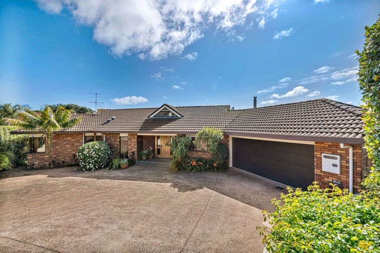 Photo of property in 16 Tainui Road, Cockle Bay, Auckland, 2014