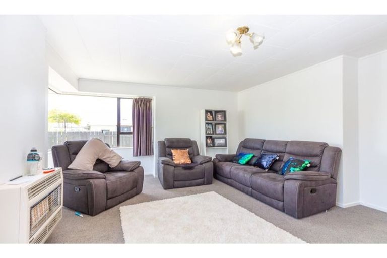 Photo of property in 10a Cedar Grove, Highbury, Palmerston North, 4412