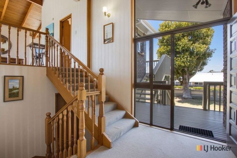 Photo of property in 81 Beach Road, Waihi Beach, 3611