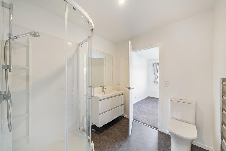 Photo of property in 8/104 Martin Street, Wallaceville, Upper Hutt, 5018