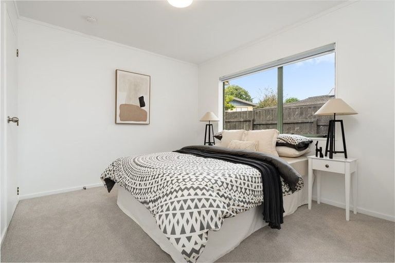 Photo of property in 17b Corinna Street, Welcome Bay, Tauranga, 3112