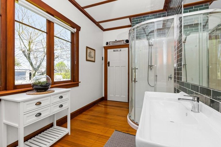 Photo of property in 188 Main Rd Clive, Clive, 4102