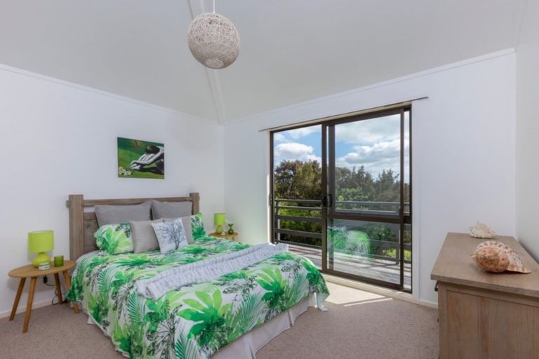 Photo of property in 986 Sandspit Road, Sandspit, Warkworth, 0982