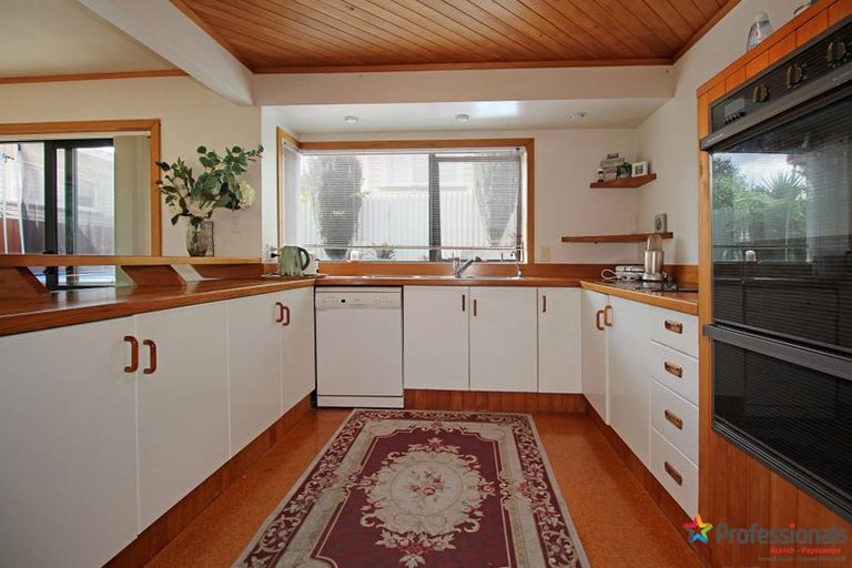 Photo of property in 2/88 Wallace Road, Papatoetoe, Auckland, 2025