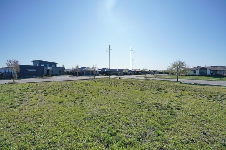 Photo of property in 65 Lakeside Drive, Pegasus, 7612