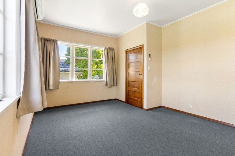 Photo of property in 23 Clarence Road, Northcote Point, Auckland, 0627