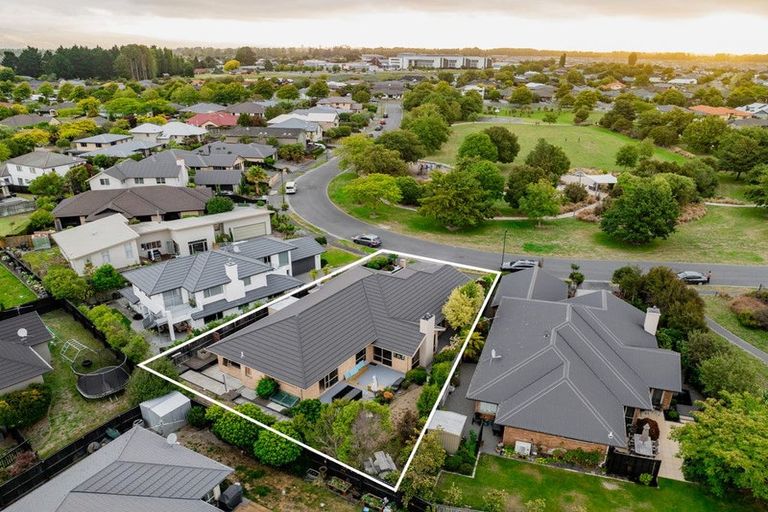 Photo of property in 30 Titirangi Crescent, Parklands, Christchurch, 8083