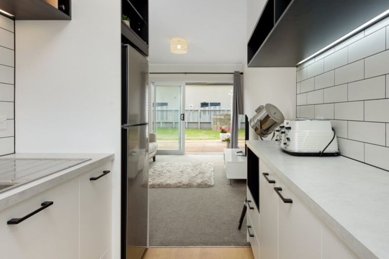 Photo of property in 40d Maunganui Road, Mount Maunganui, 3116