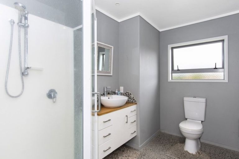 Photo of property in 8a Cameron Road, Te Puke, 3119