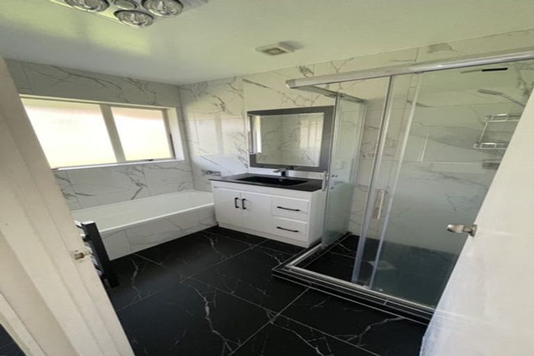 Photo of property in 42 Michael Jones Drive, Flat Bush, Auckland, 2019