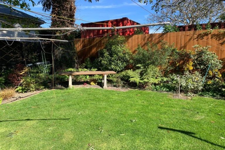 Photo of property in 12 Buccleugh Street, Phillipstown, Christchurch, 8011