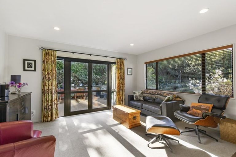 Photo of property in 4 Gybe Place, Whitby, Porirua, 5024