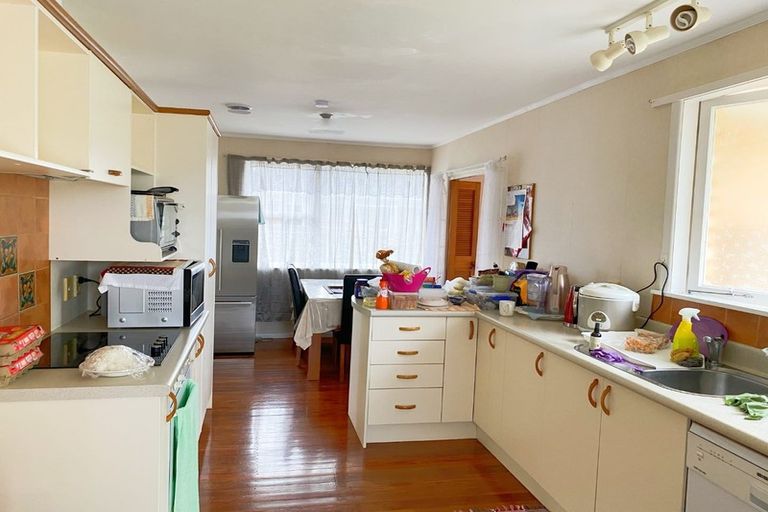 Photo of property in 28 Regent Street, Silverdale, Hamilton, 3216