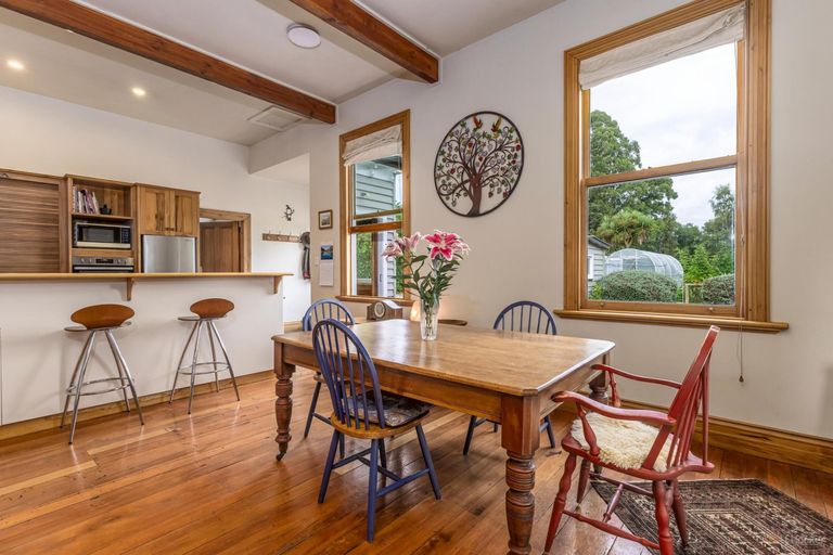 Photo of property in 111 Main North Road, Geraldine, 7930