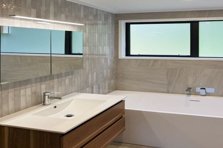 Photo of property in 21a Cockayne Road, Khandallah, Wellington, 6035