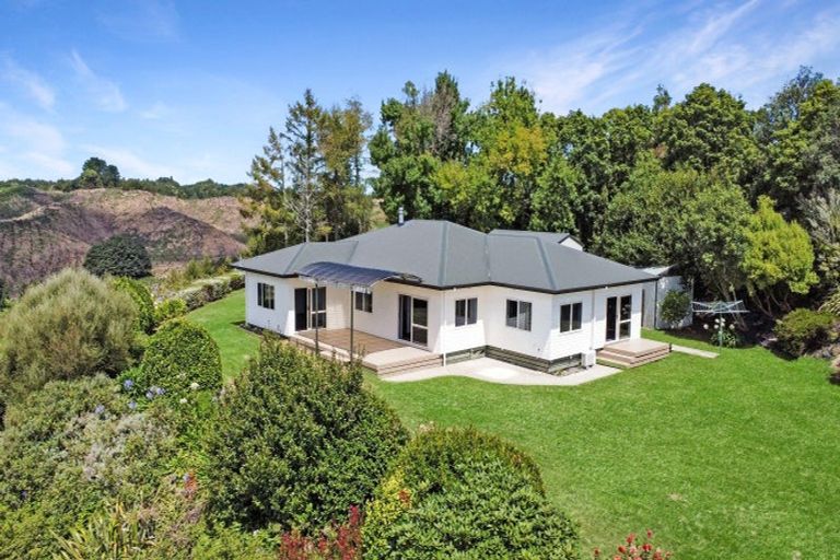 Photo of property in 222 Rendall Road, Rotoma, Whakatane, 3194