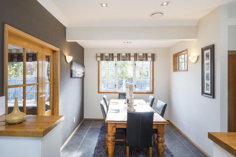 Photo of property in 21 Alan Street, Palmerston North, 4414