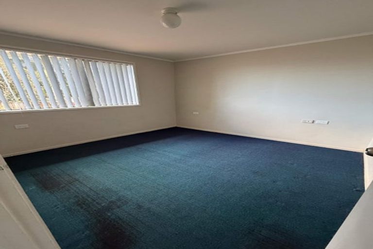 Photo of property in 16 Antalya Place, Manurewa, Auckland, 2102