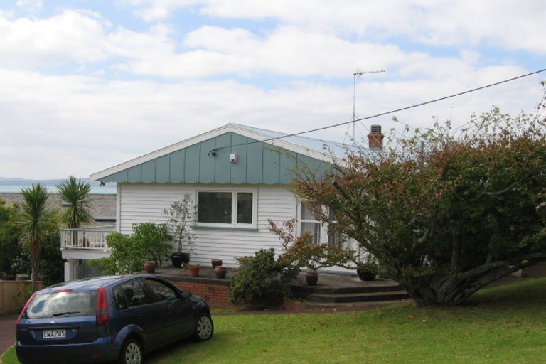 Photo of property in 49 Beach Road, Castor Bay, Auckland, 0620