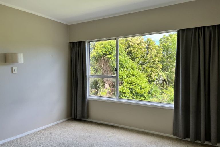 Photo of property in 18 Maxwelton Drive, Mairangi Bay, Auckland, 0630