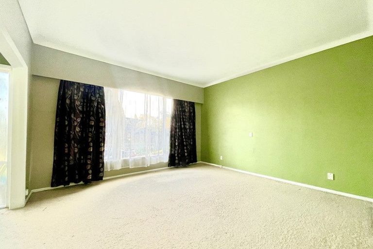 Photo of property in 27 Landscape Road, Papatoetoe, Auckland, 2025