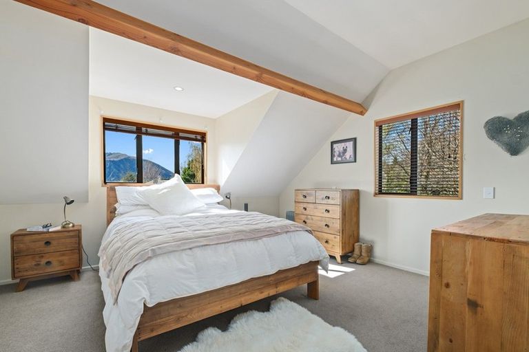 Photo of property in 19 Rowan Court, Wanaka, 9305