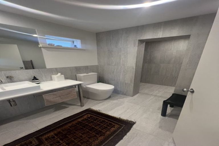 Photo of property in 95 Bassett Road, Remuera, Auckland, 1050