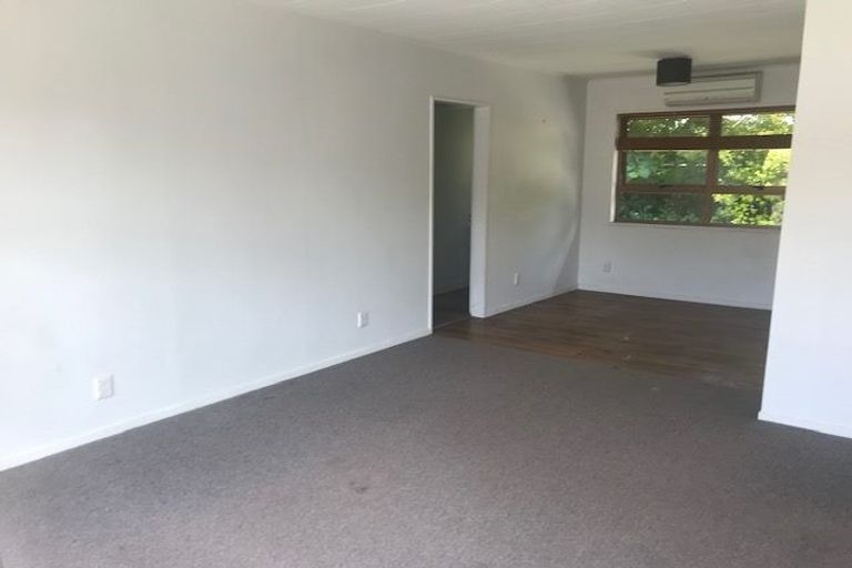 Photo of property in 2/20 Bowling Road, Greenmeadows, Napier, 4112