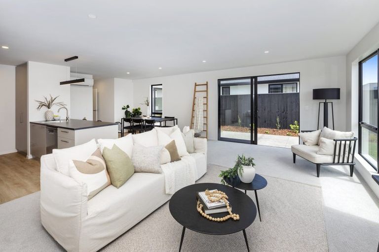 Photo of property in 12 Hiller Green Street, Halswell, Christchurch, 8025