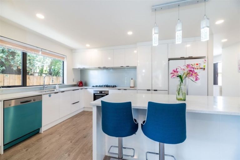 Photo of property in 14 Kotuku Street, Te Atatu Peninsula, Auckland, 0610