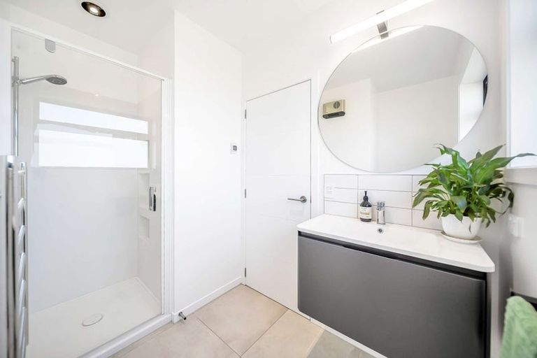 Photo of property in 35 Paton Place, Te Anau, 9600