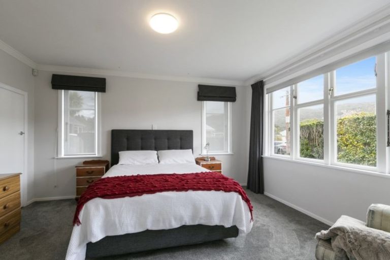 Photo of property in 15 Peel Place, Wainuiomata, Lower Hutt, 5014