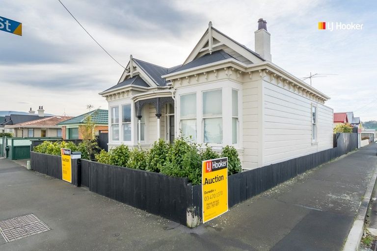 Photo of property in 31 Prince Albert Road, Saint Kilda, Dunedin, 9012