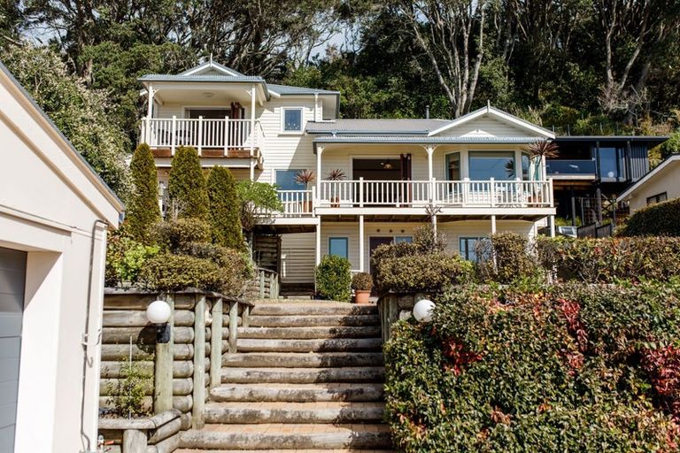 Photo of property in 242 Pohutukawa Avenue, Ohope, 3121