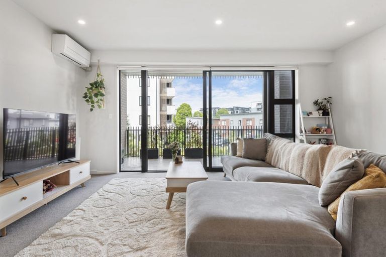 Photo of property in 102/38b Fraser Avenue, Northcote, Auckland, 0627