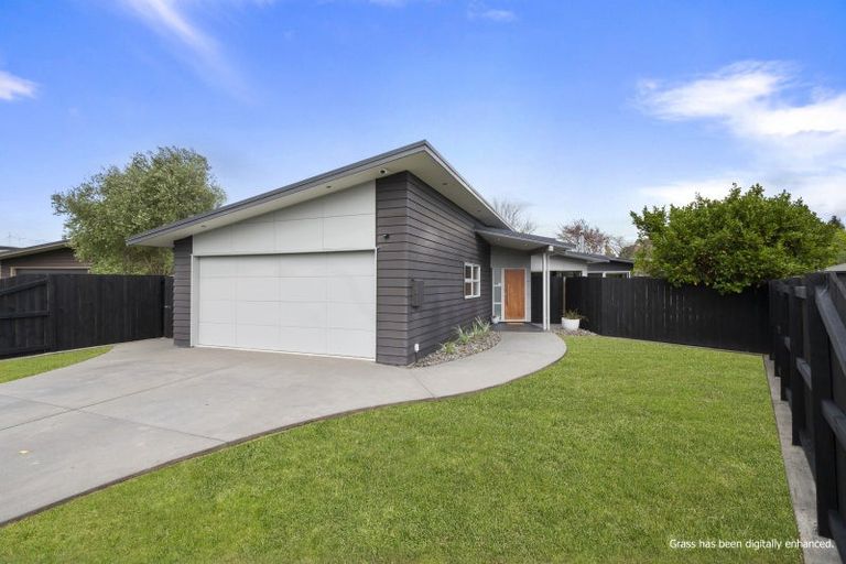 Photo of property in 14 Millbrook Place, Ashhurst, 4810